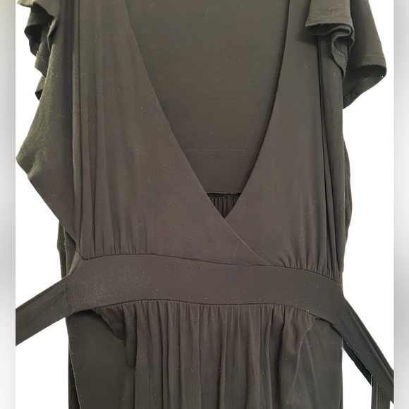 π¨π¦XL or 16 Comfy Black Dress - Picture 4 of 8